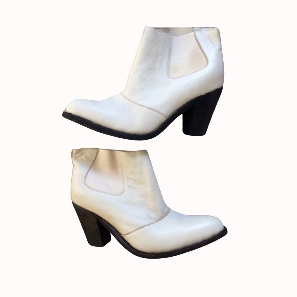 Festival fab! Vintage Jeffrey Campbell Ivory Western Leather Boot – 8 - NWOT